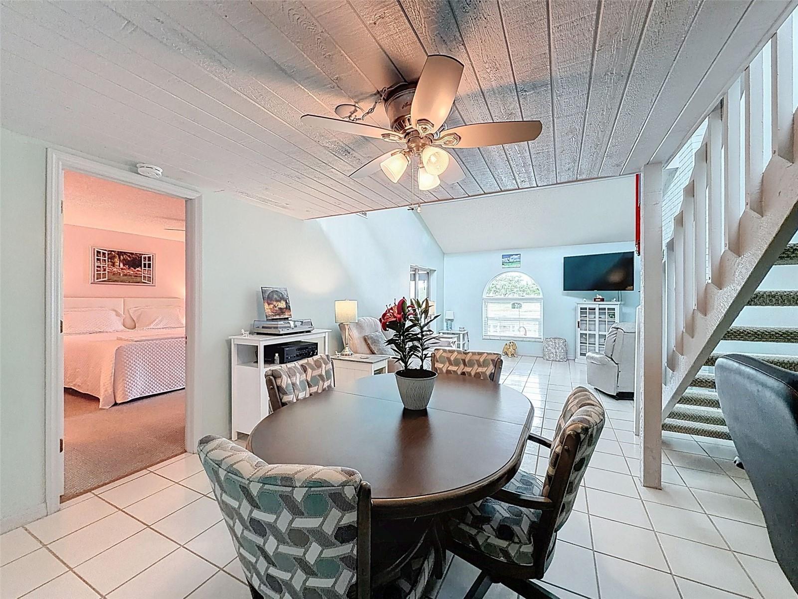 Image 31 of 91 For 9127 Lingrove Road