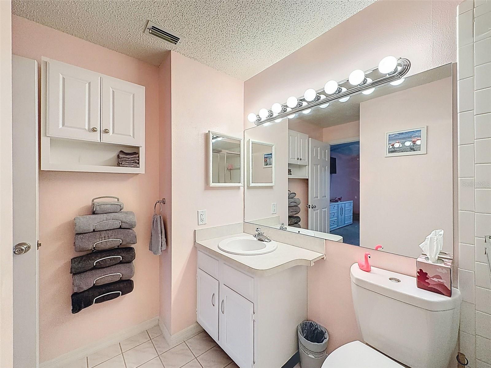 Image 39 of 91 For 9127 Lingrove Road