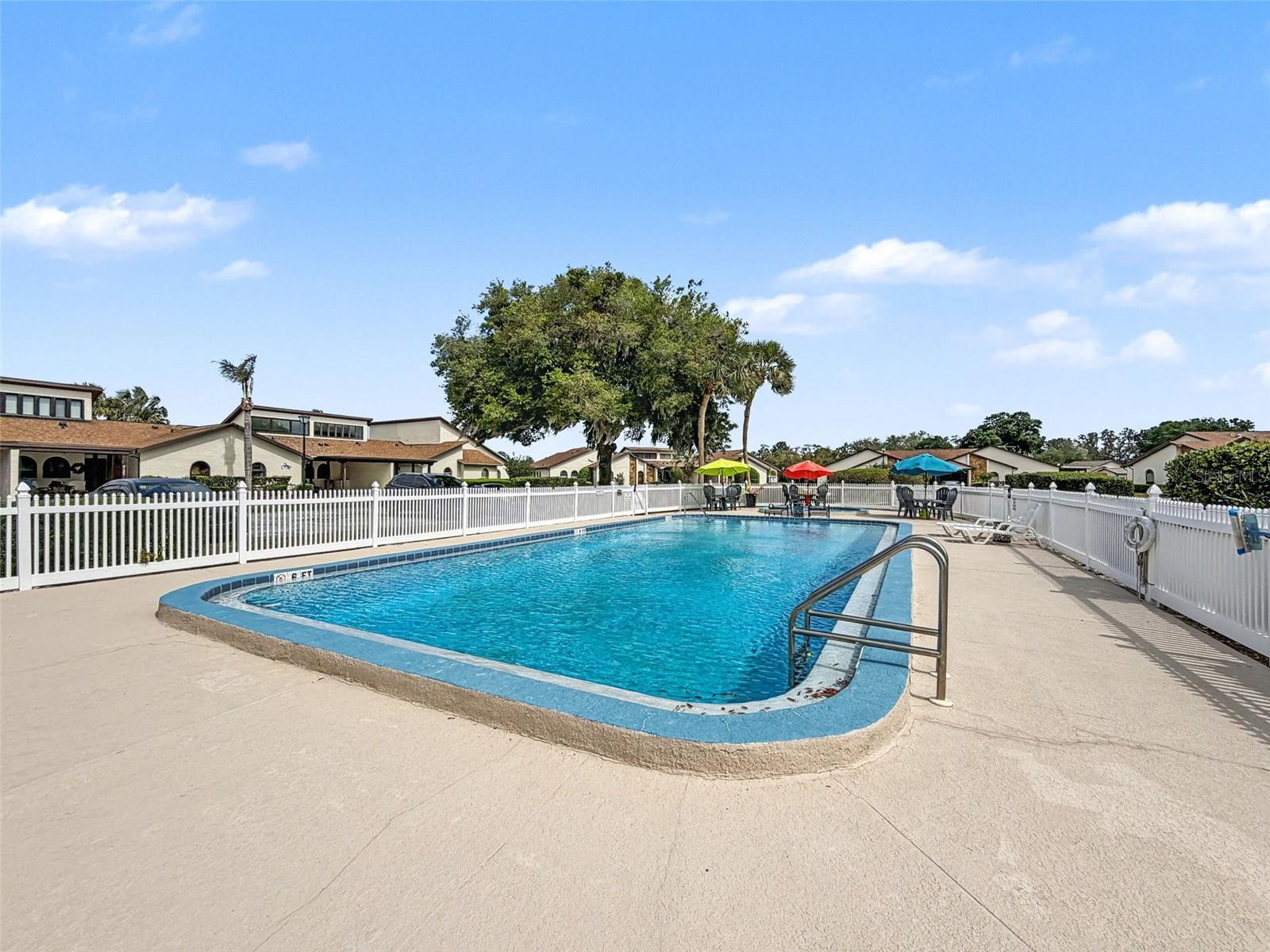 Image 80 of 91 For 9127 Lingrove Road