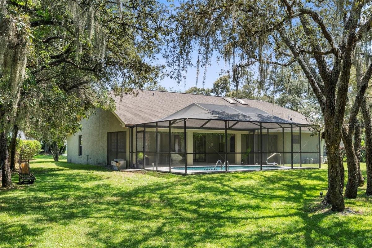 Image 22 of 30 For 211 Forest Wood Court