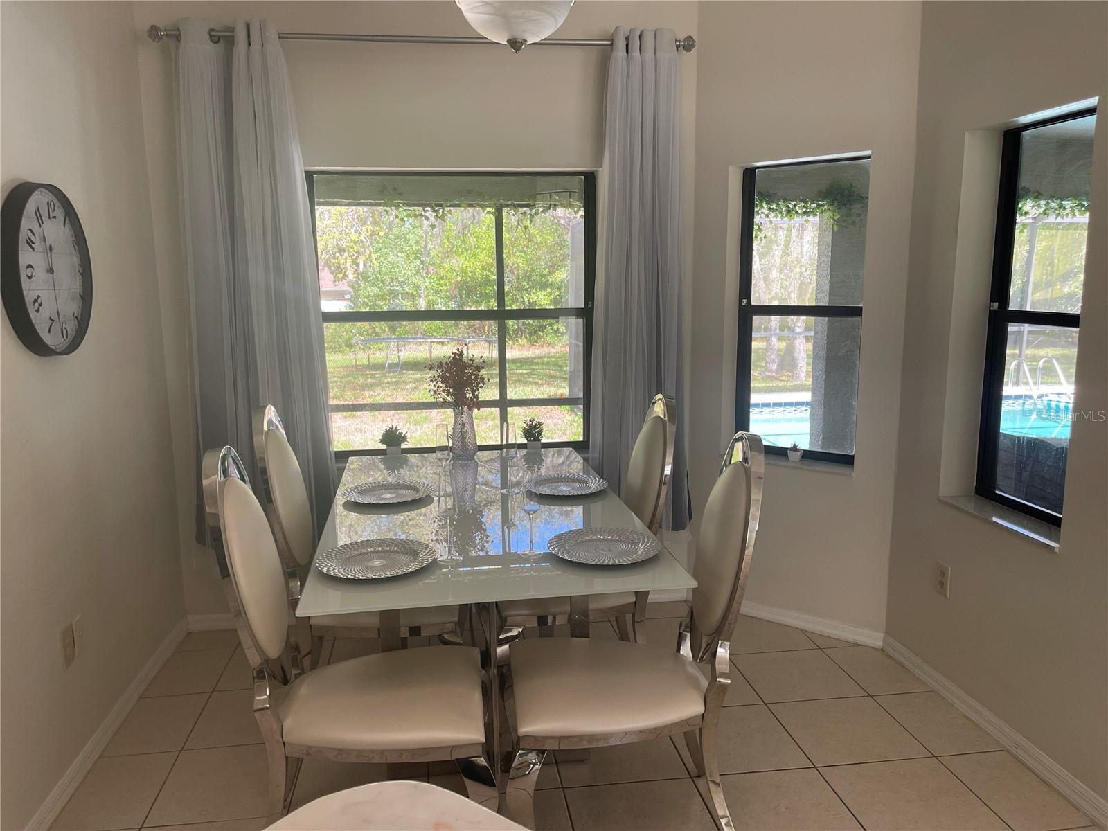 Image 8 of 30 For 211 Forest Wood Court