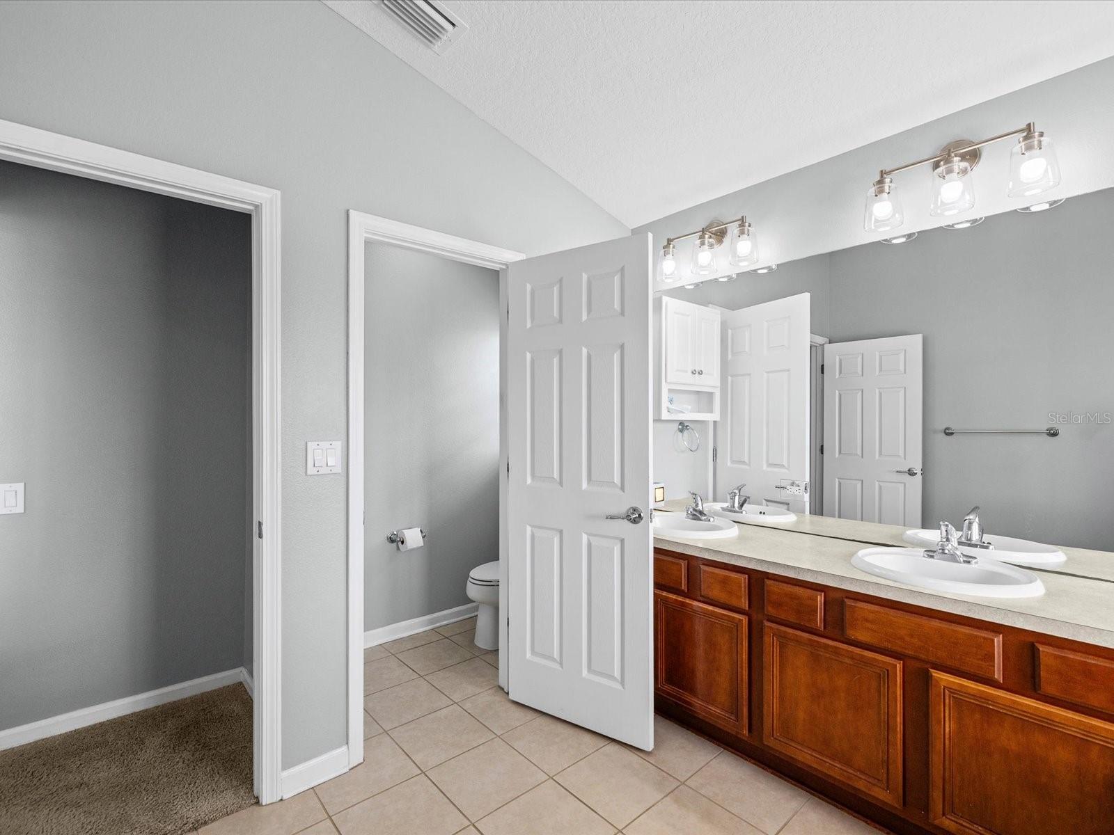 Image 25 of 76 For 13744 Trull Way