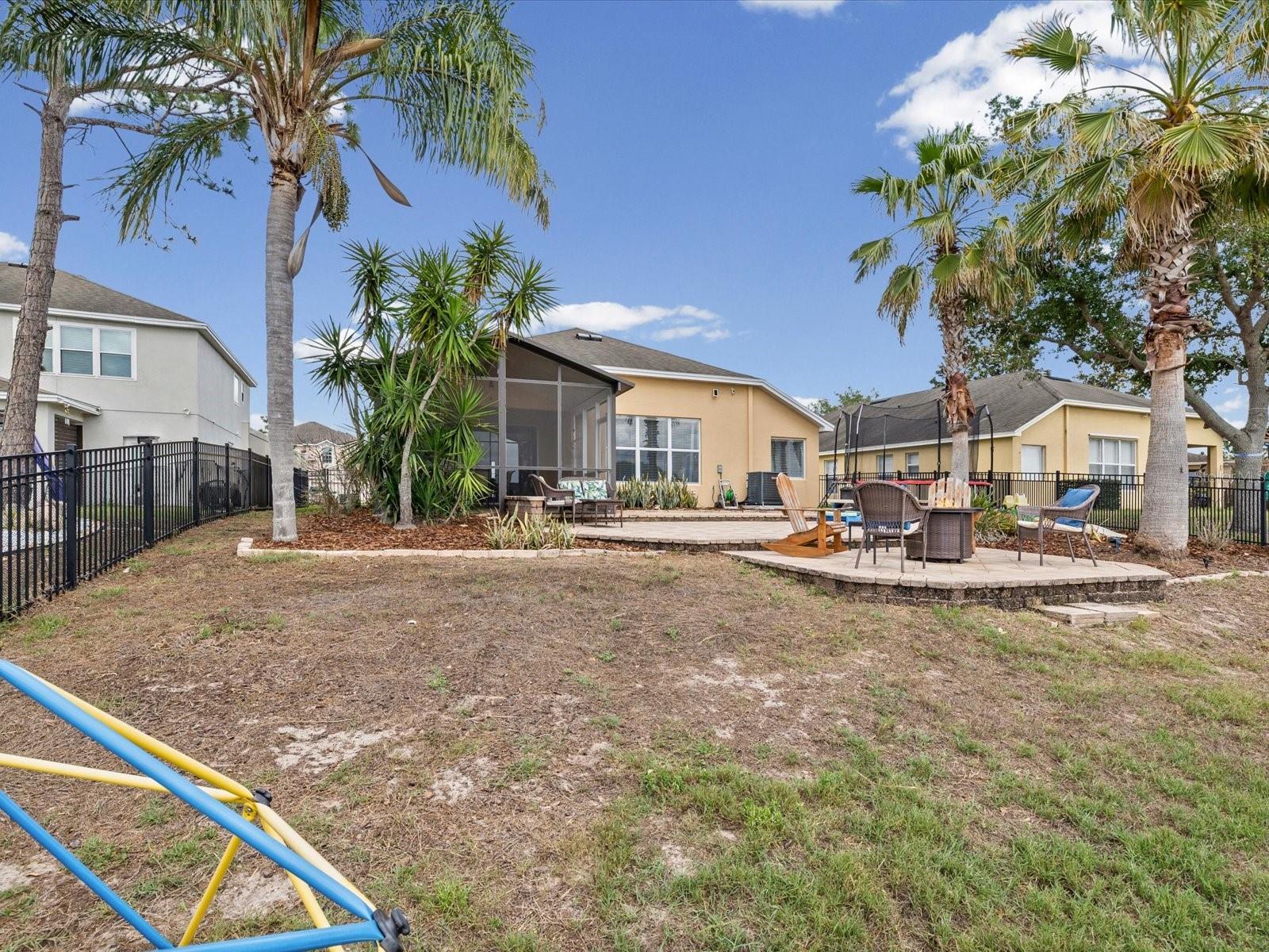 Image 44 of 76 For 13744 Trull Way