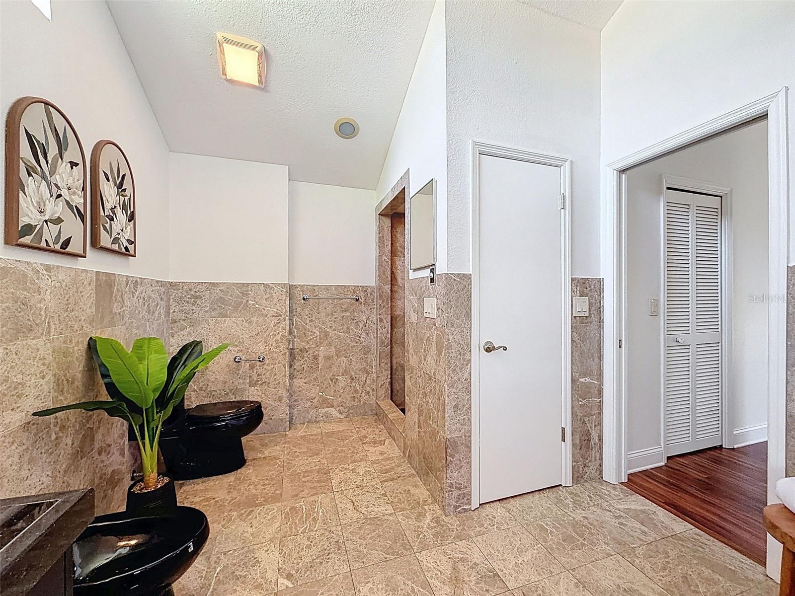 Image 32 of 68 For 6910 Daubon Court