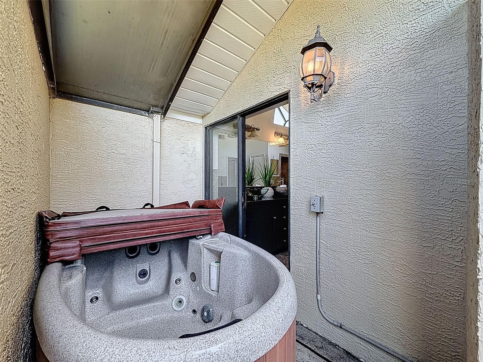 Image 36 of 68 For 6910 Daubon Court