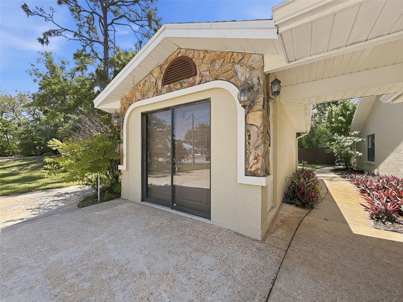 Image 44 of 68 For 6910 Daubon Court