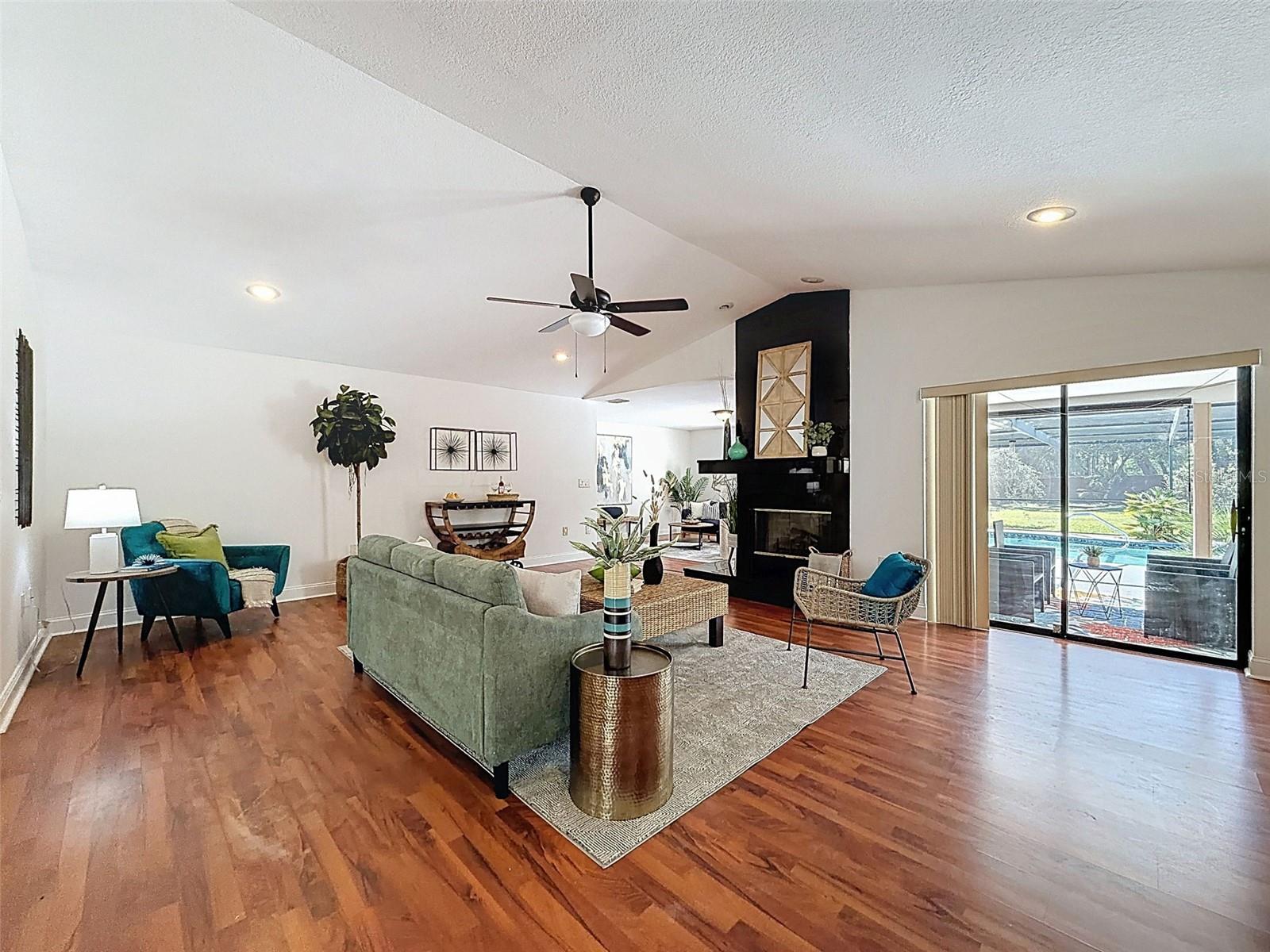 Image 8 of 68 For 6910 Daubon Court