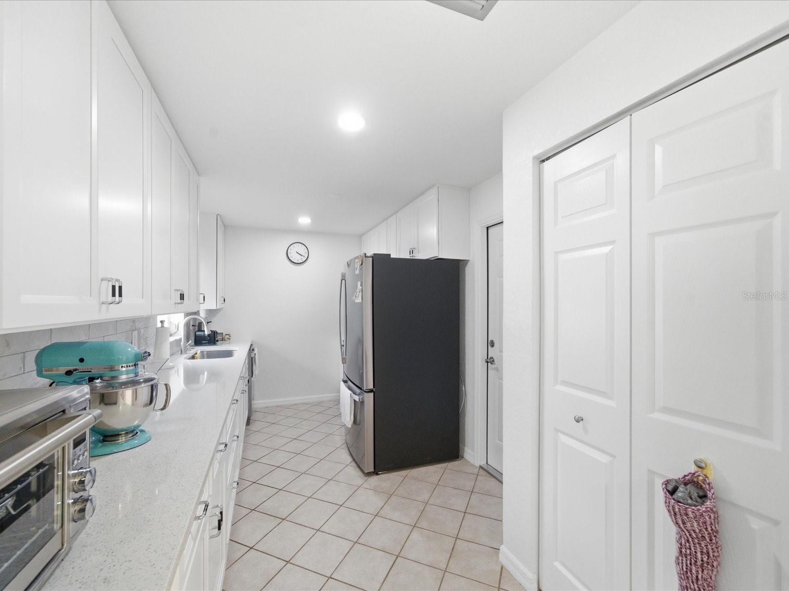 Image 17 of 29 For 4069 Gulfview Drive