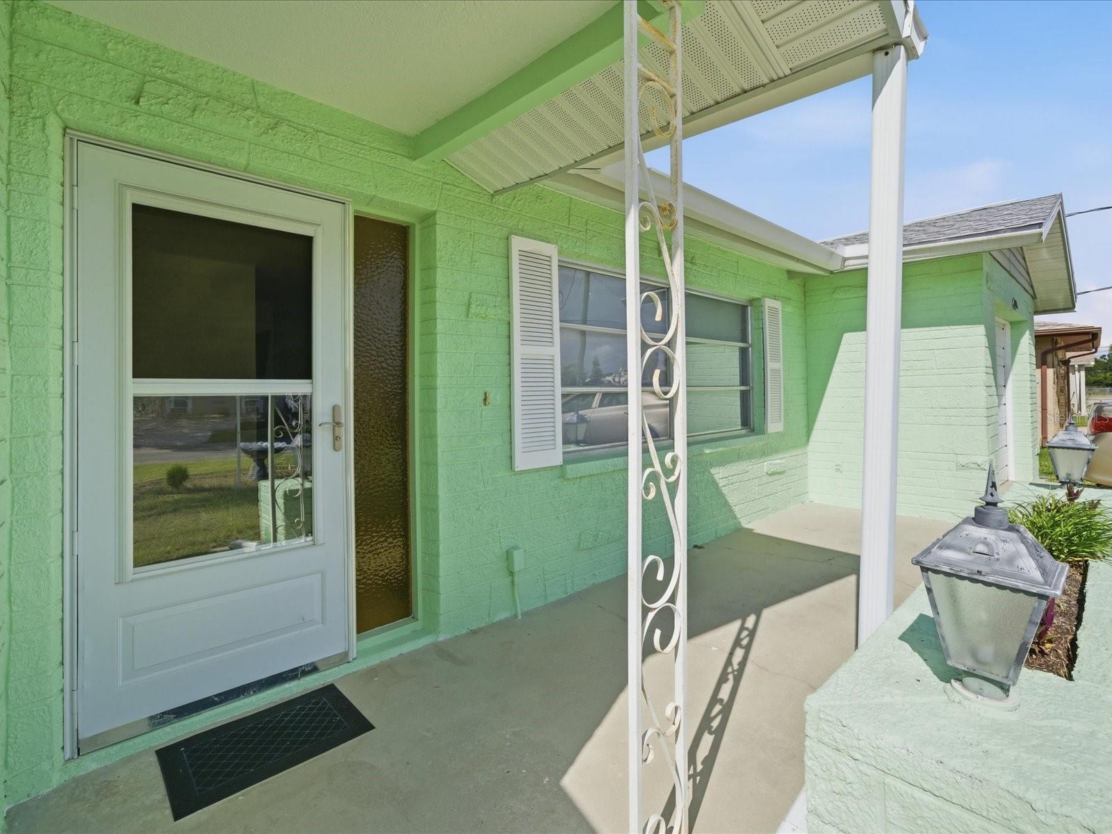 Image 9 of 29 For 4069 Gulfview Drive