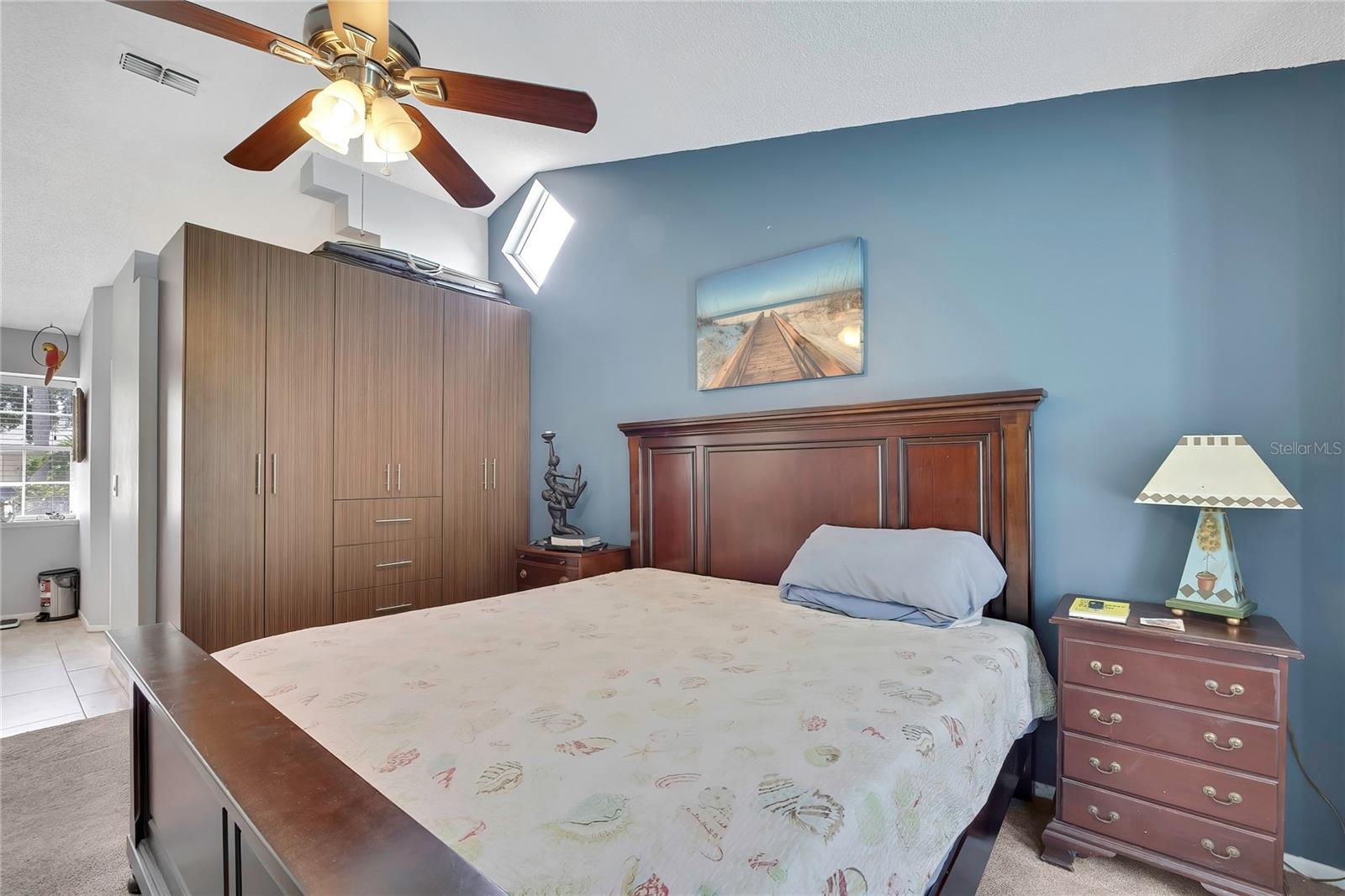 Image 21 of 52 For 7451 Swan Lake Drive