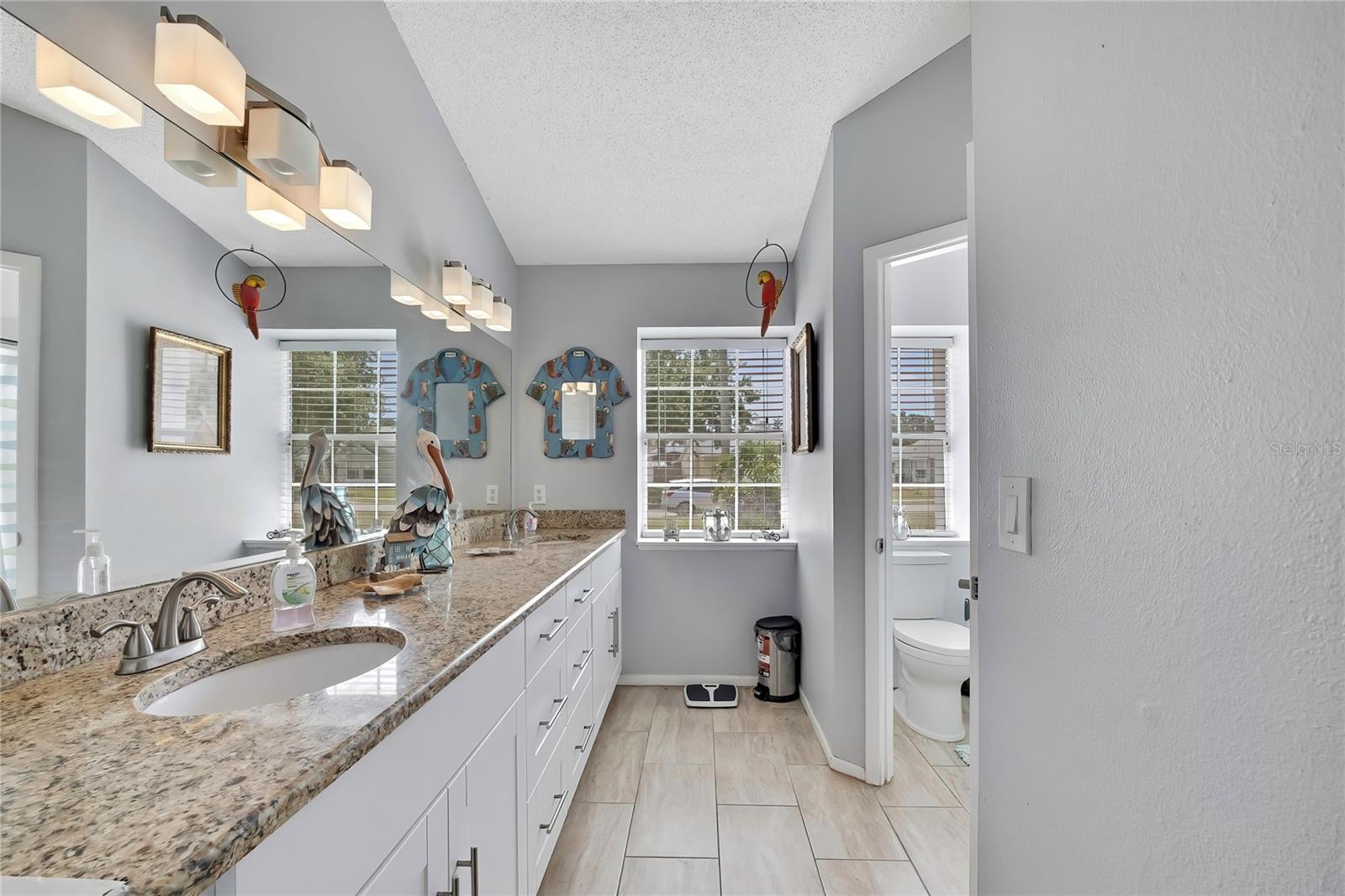 Image 23 of 52 For 7451 Swan Lake Drive