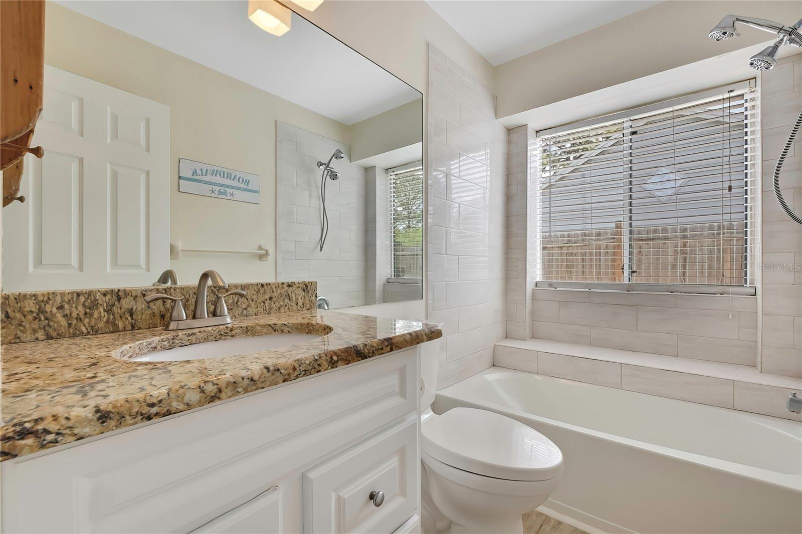 Image 28 of 52 For 7451 Swan Lake Drive