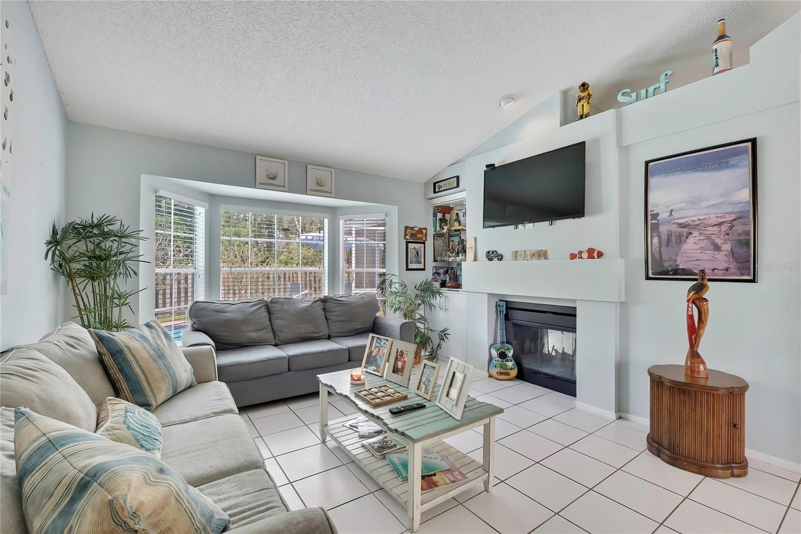 Image 8 of 52 For 7451 Swan Lake Drive