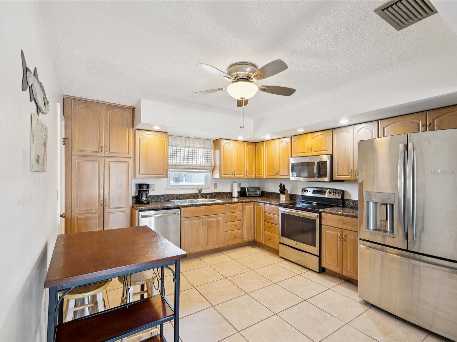 Image 9 of 61 For 3272 Minnow Creek Drive