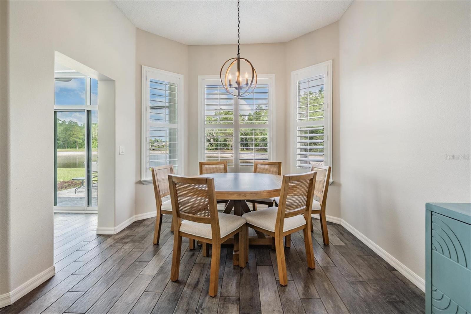 Image 13 of 52 For 1455 Winding Willow Drive