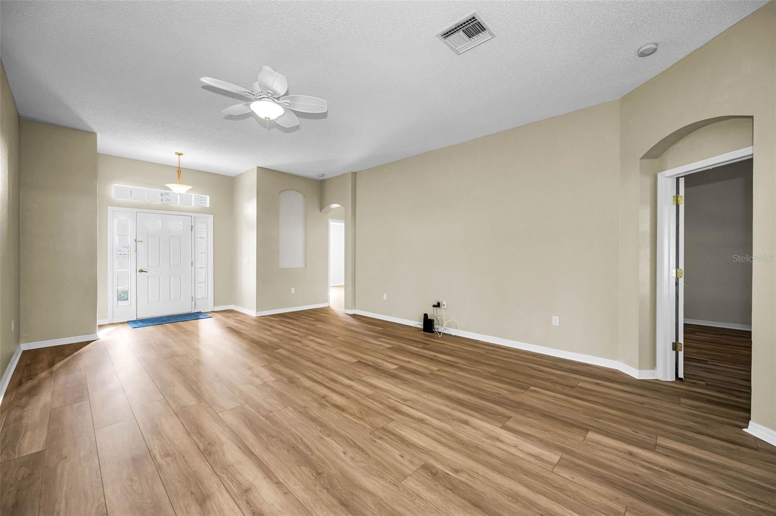 Image 13 of 100 For 1933 Arbor Knoll Loop