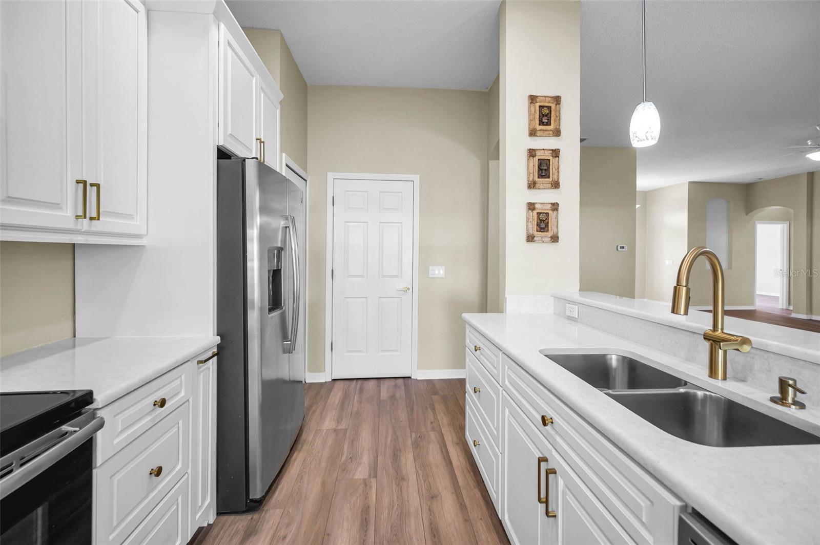 Image 27 of 100 For 1933 Arbor Knoll Loop