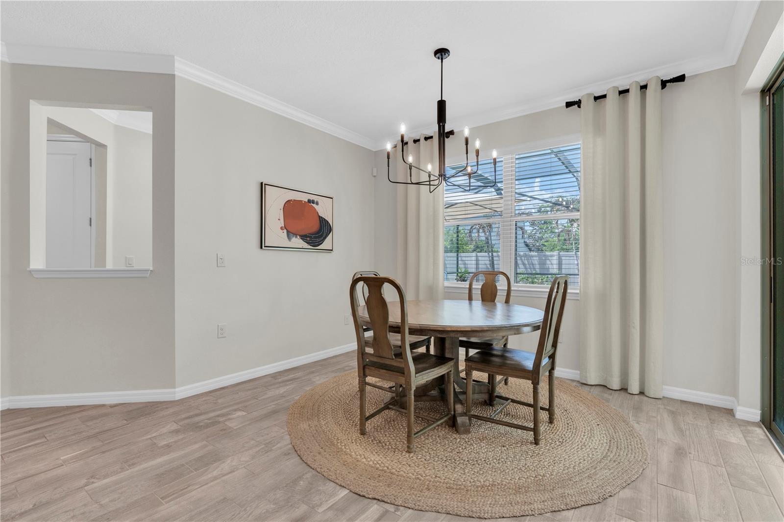 Image 12 of 83 For 2587 Murray Pass