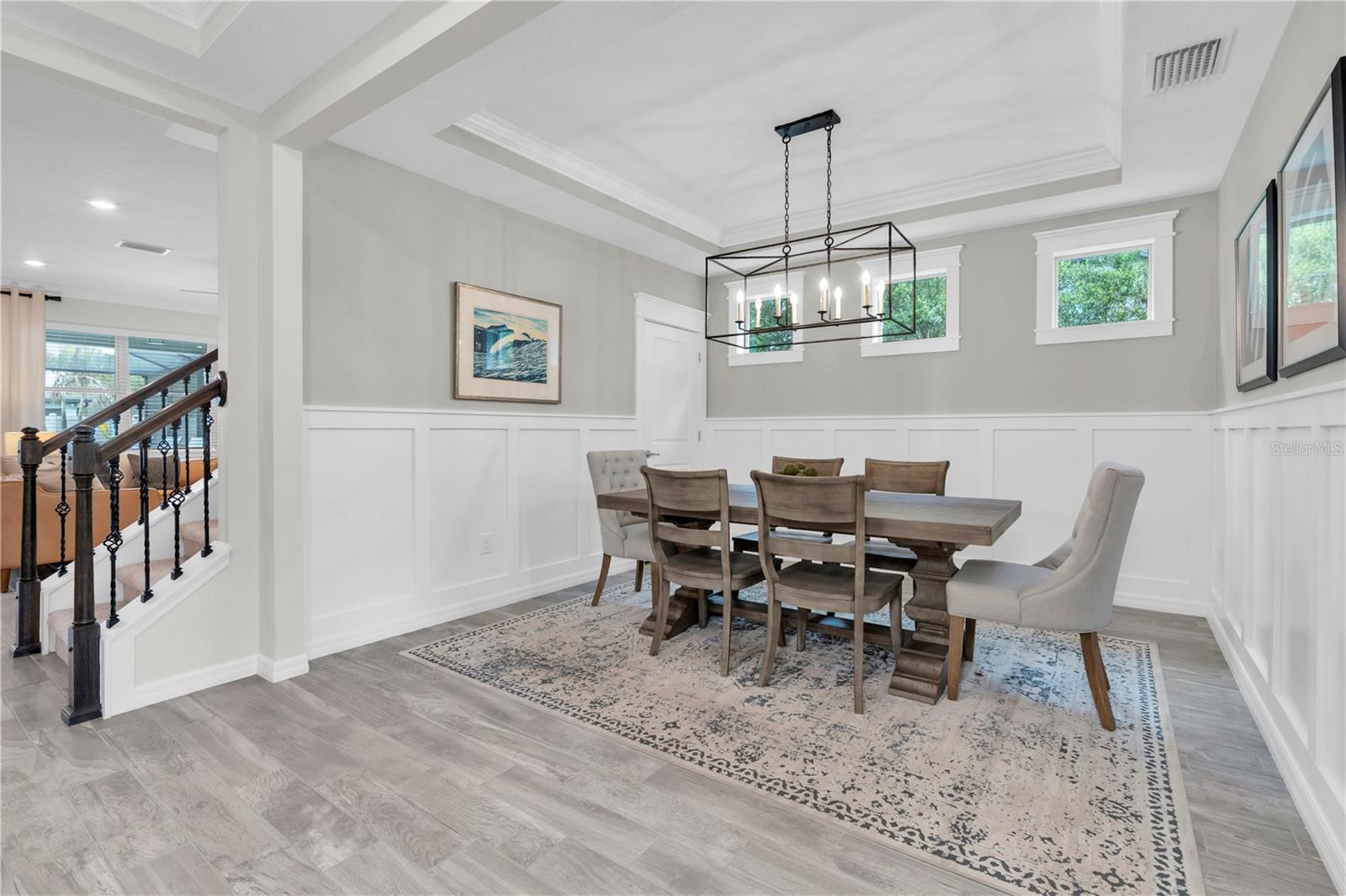 Image 22 of 83 For 2587 Murray Pass