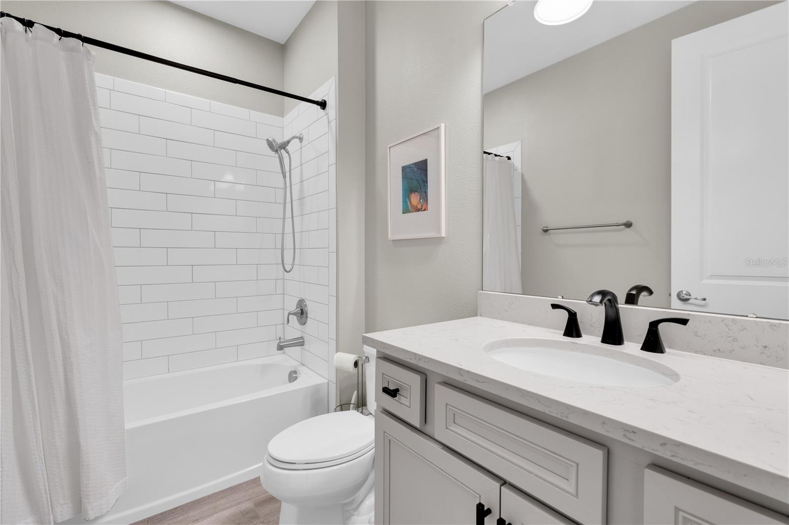 Image 37 of 83 For 2587 Murray Pass