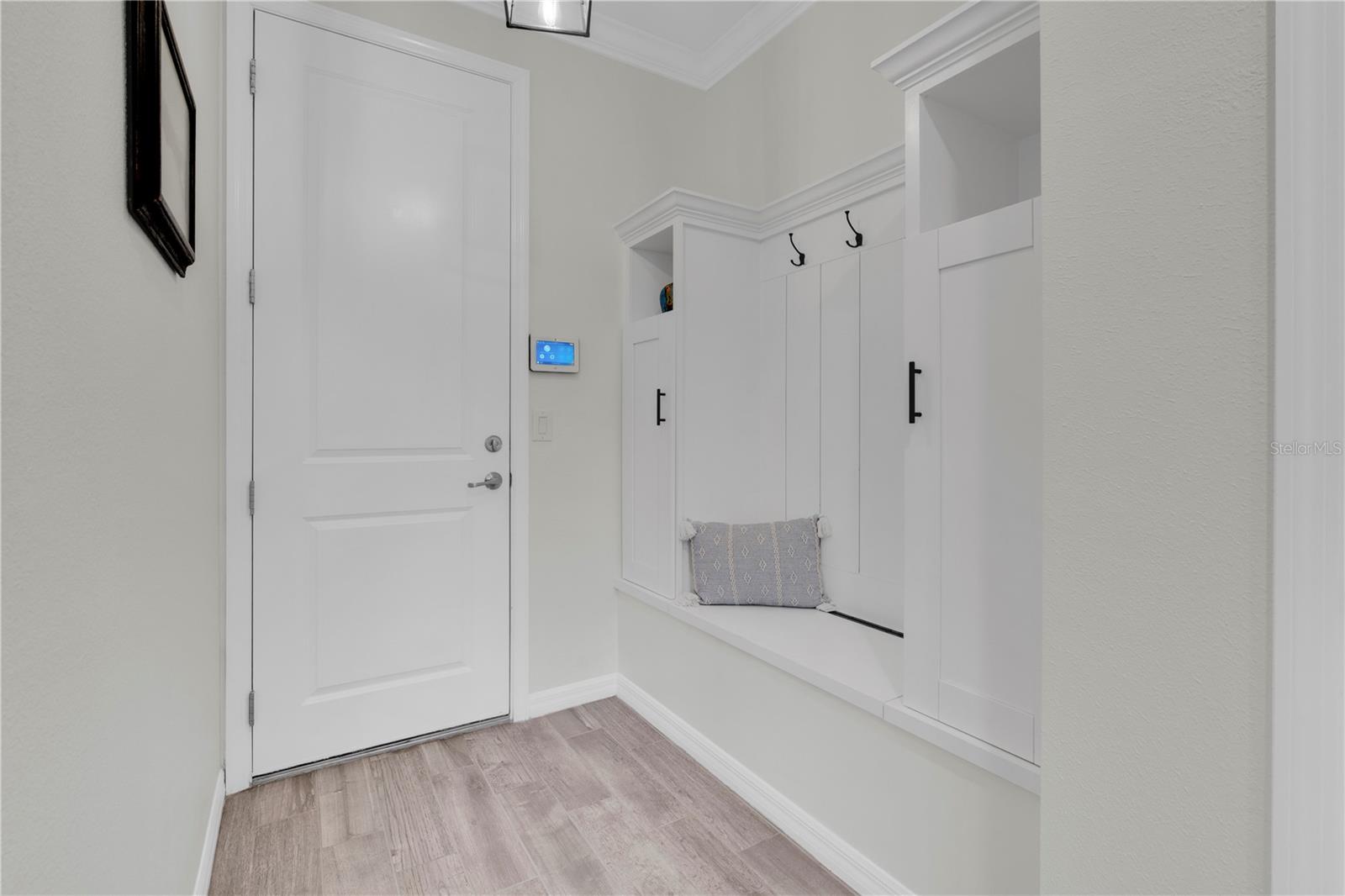 Image 47 of 83 For 2587 Murray Pass