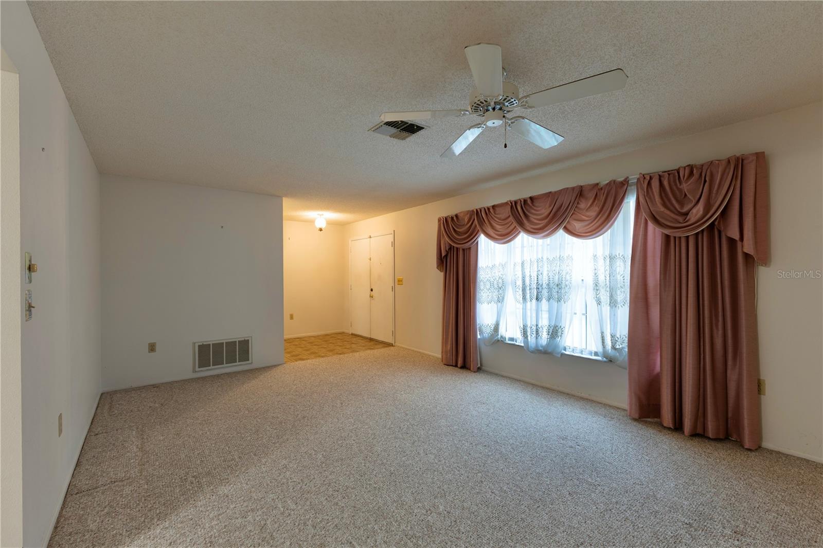 Image 13 of 56 For 13404 Rayburn Road