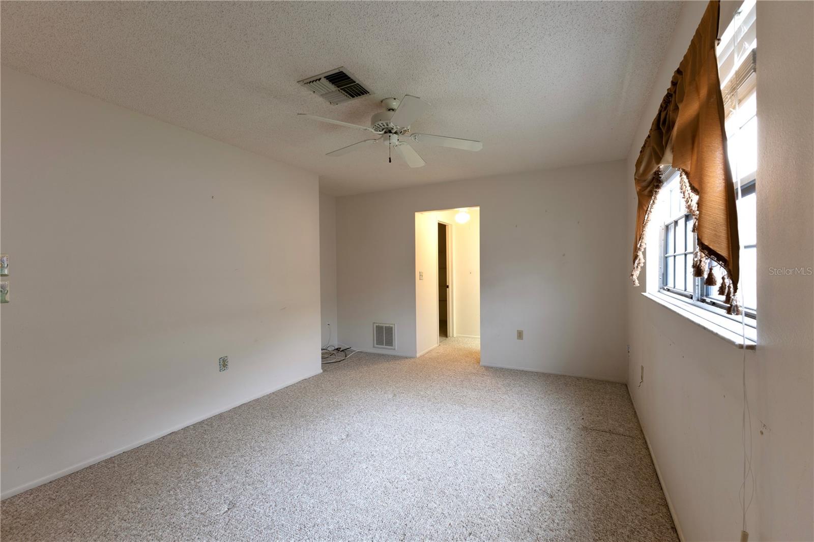 Image 24 of 56 For 13404 Rayburn Road