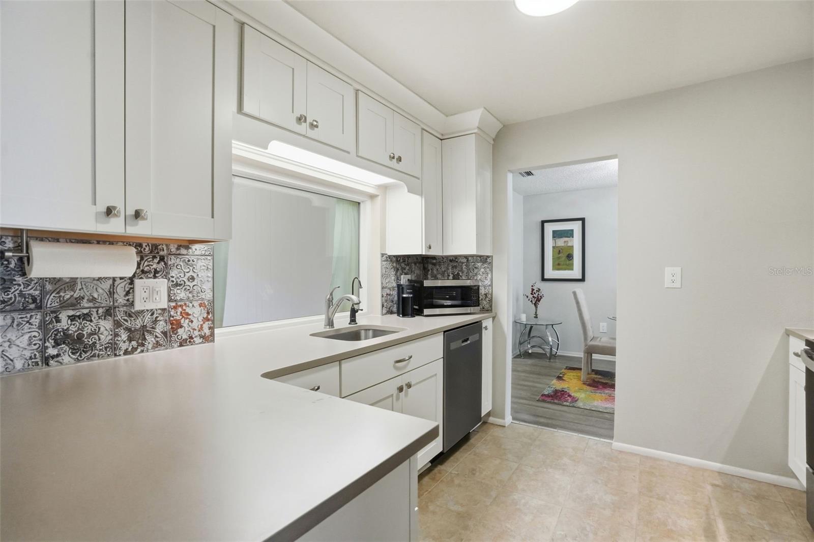 Image 9 of 53 For 1010 Mainsail Way