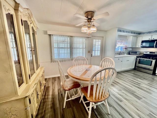 Image 13 of 61 For 10920 Independence Drive