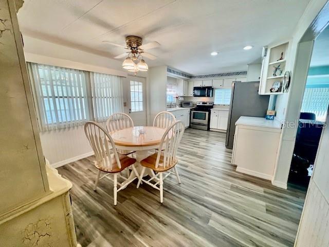 Image 14 of 61 For 10920 Independence Drive