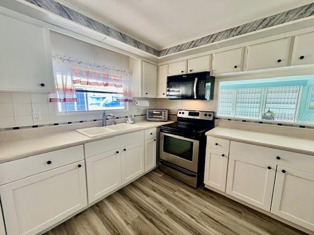 Image 16 of 61 For 10920 Independence Drive