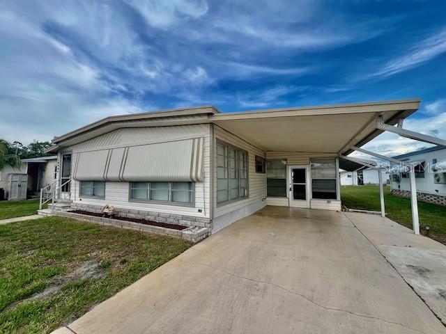 Image 2 of 61 For 10920 Independence Drive