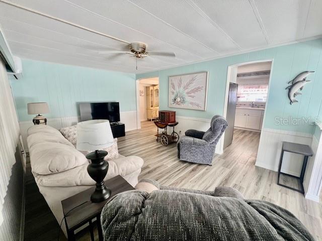 Image 21 of 61 For 10920 Independence Drive