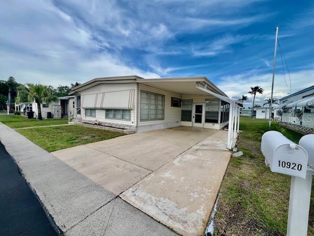 Image 3 of 61 For 10920 Independence Drive