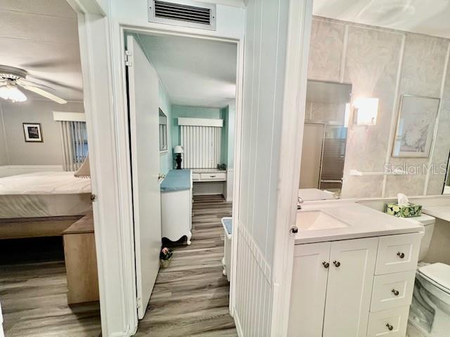 Image 43 of 61 For 10920 Independence Drive