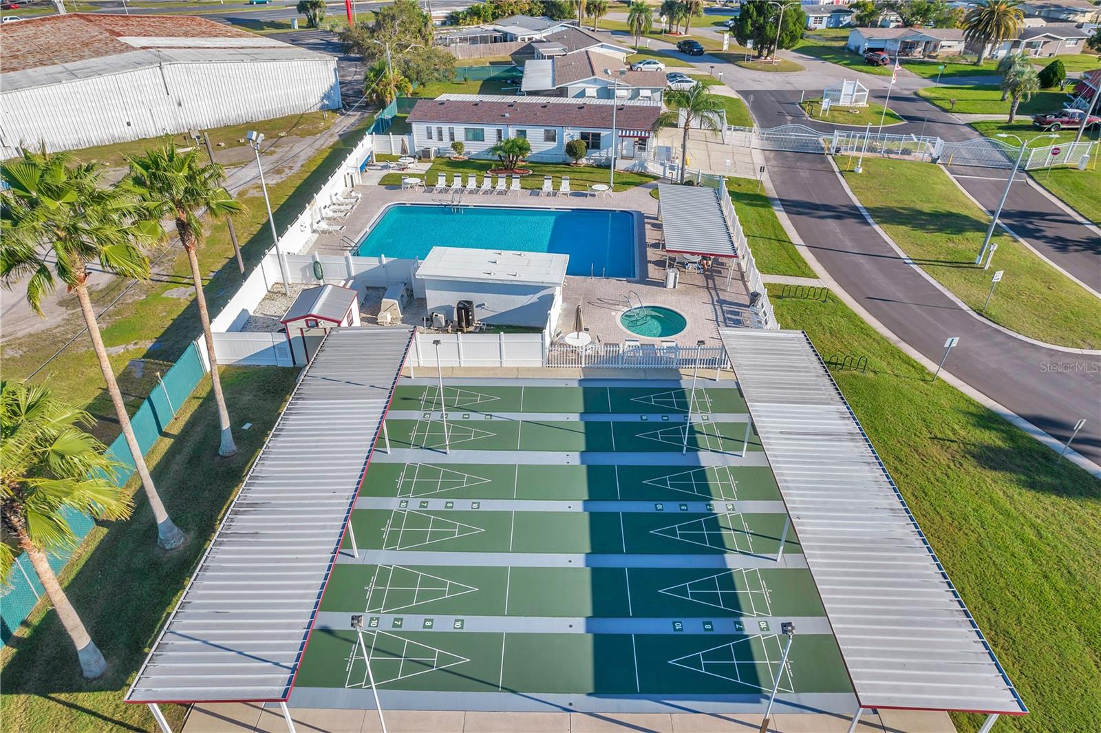 Image 58 of 61 For 10920 Independence Drive