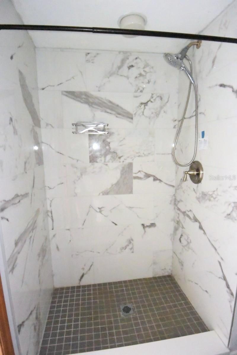 Image 29 of 52 For 373 Oriana Drive