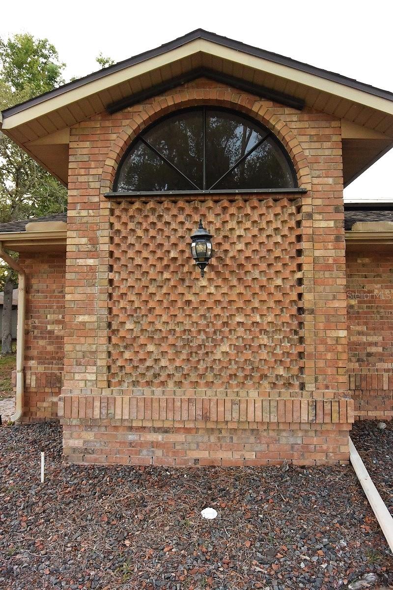 Image 3 of 52 For 373 Oriana Drive