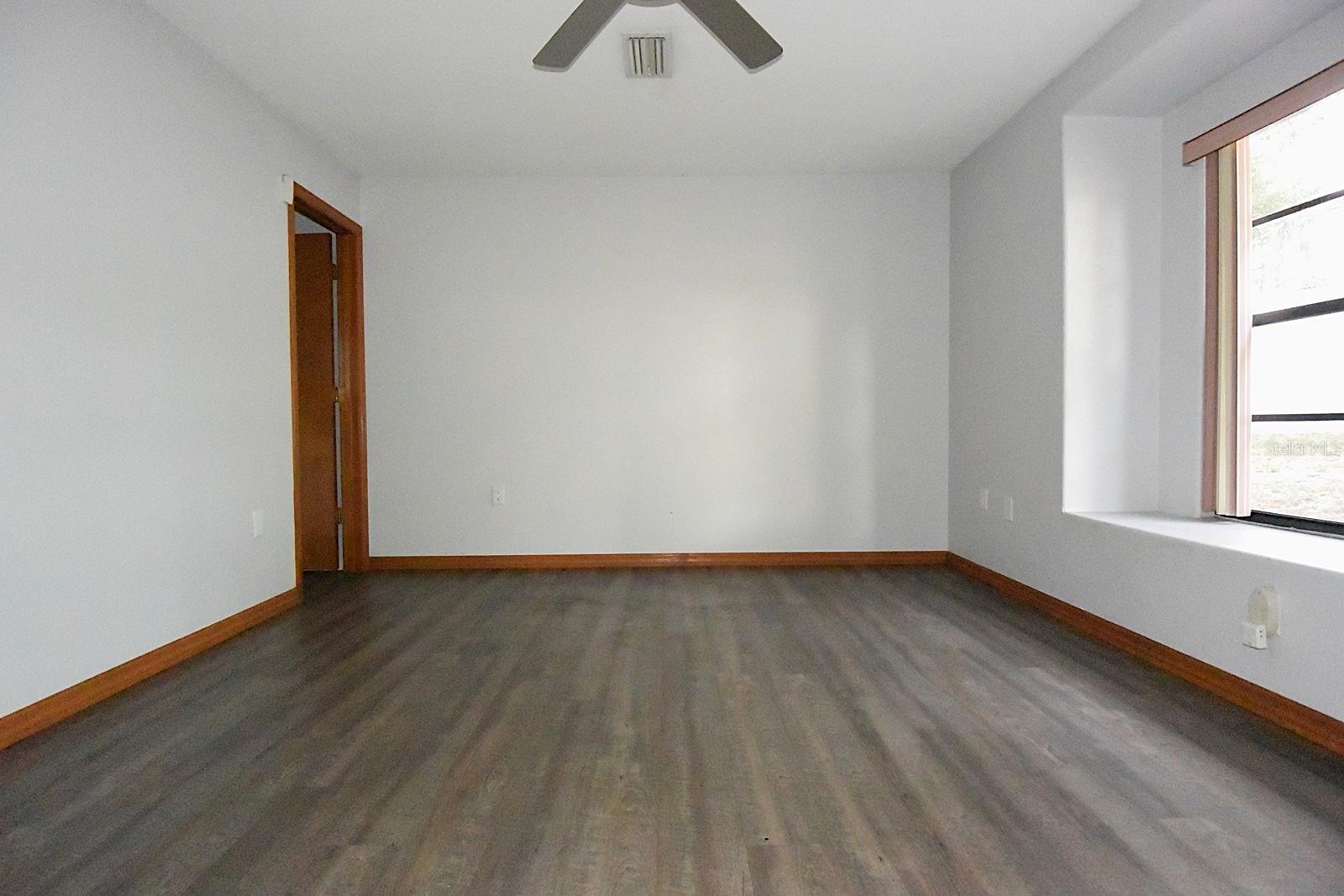 Image 30 of 52 For 373 Oriana Drive