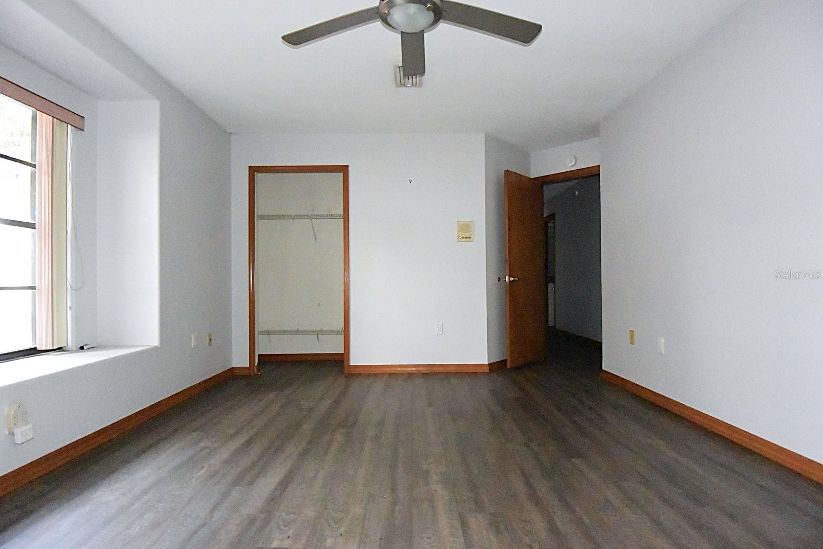 Image 31 of 52 For 373 Oriana Drive