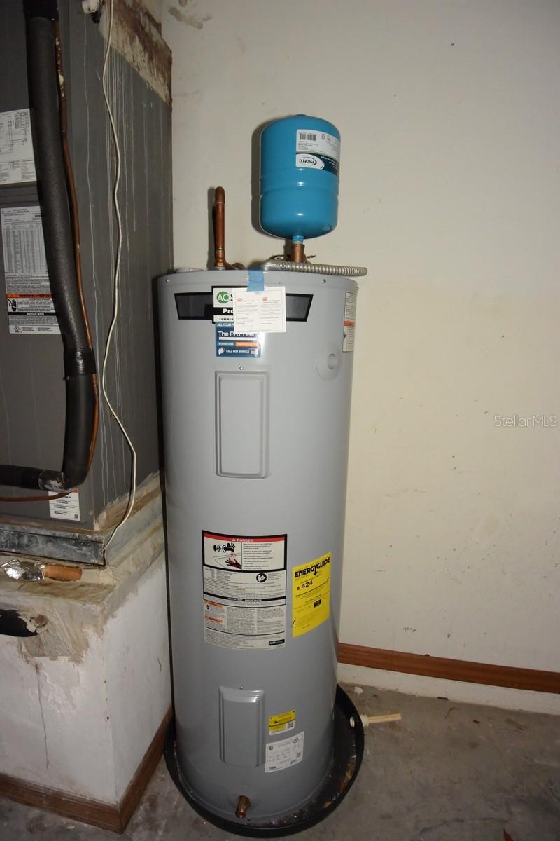 Image 44 of 52 For 373 Oriana Drive