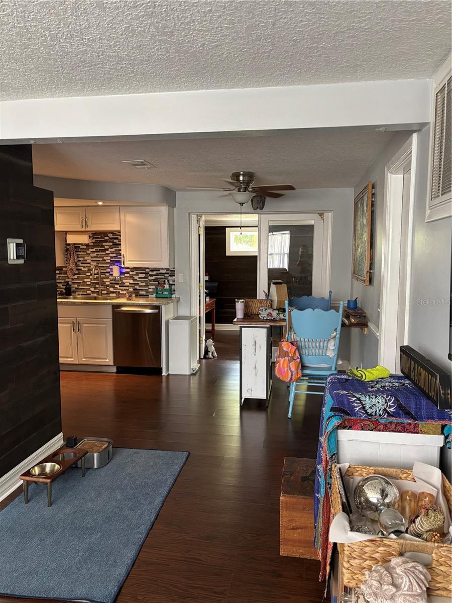 Image 11 of 14 For 4244 Woodfield Avenue