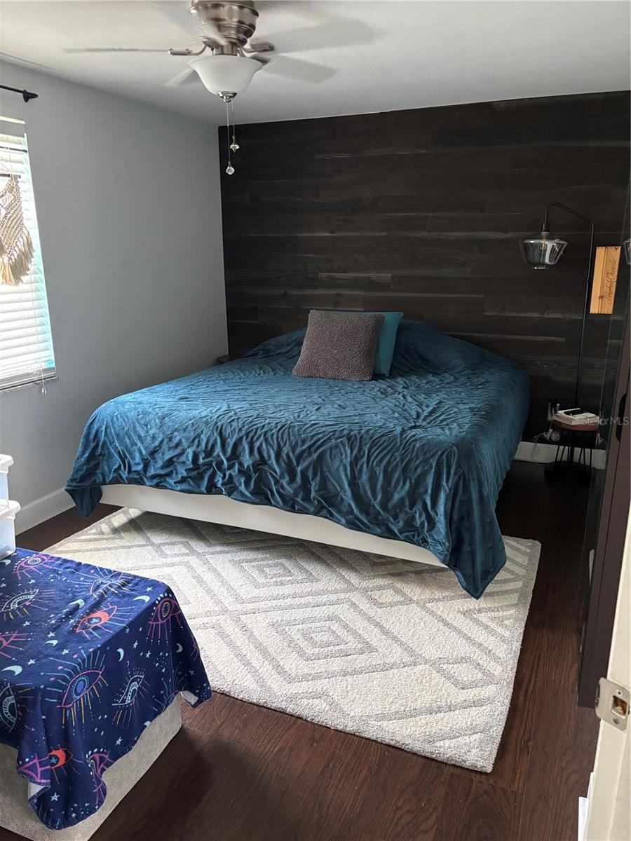 Image 7 of 14 For 4244 Woodfield Avenue