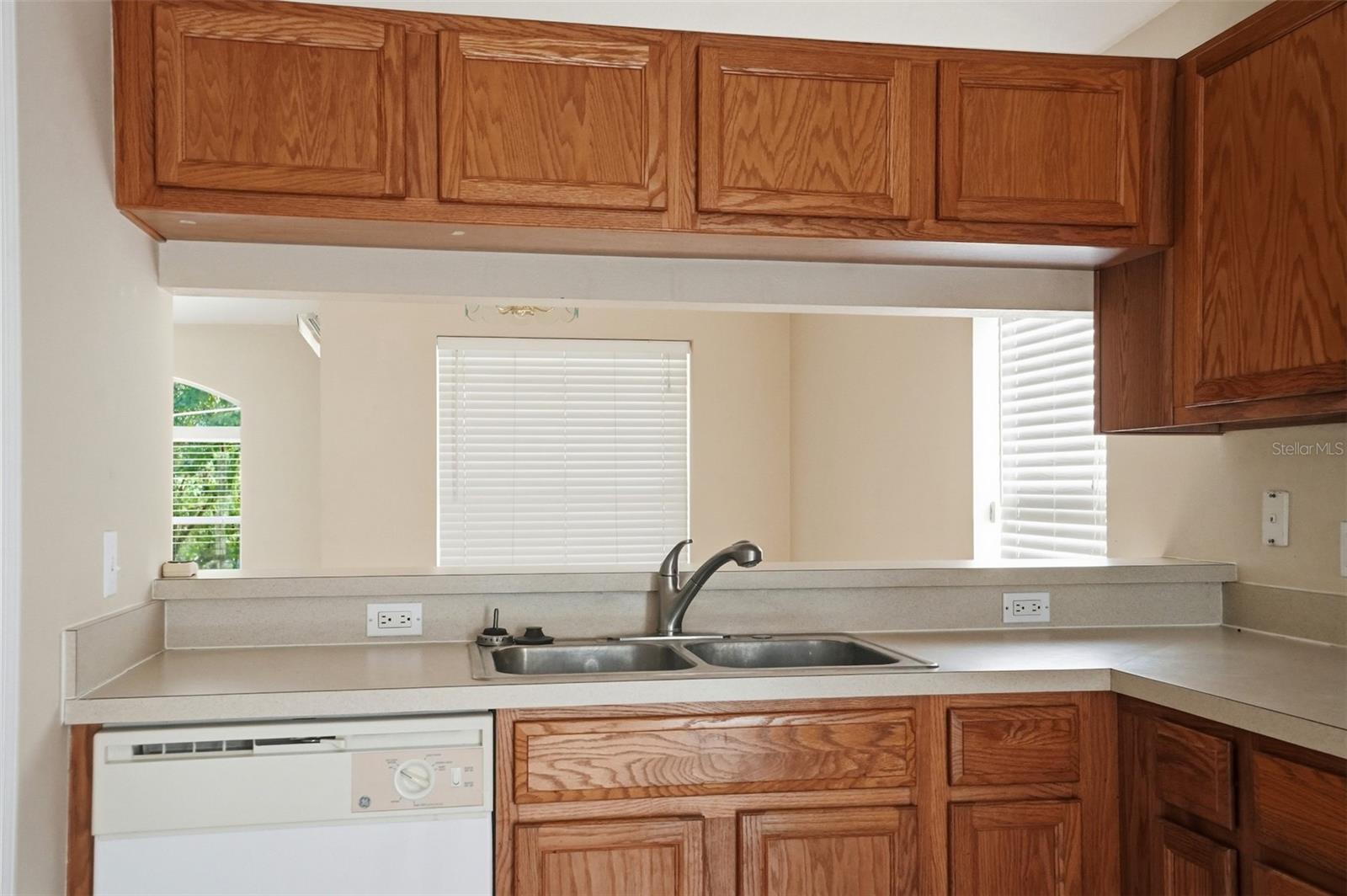 Image 13 of 51 For 13408 Teaberry Lane