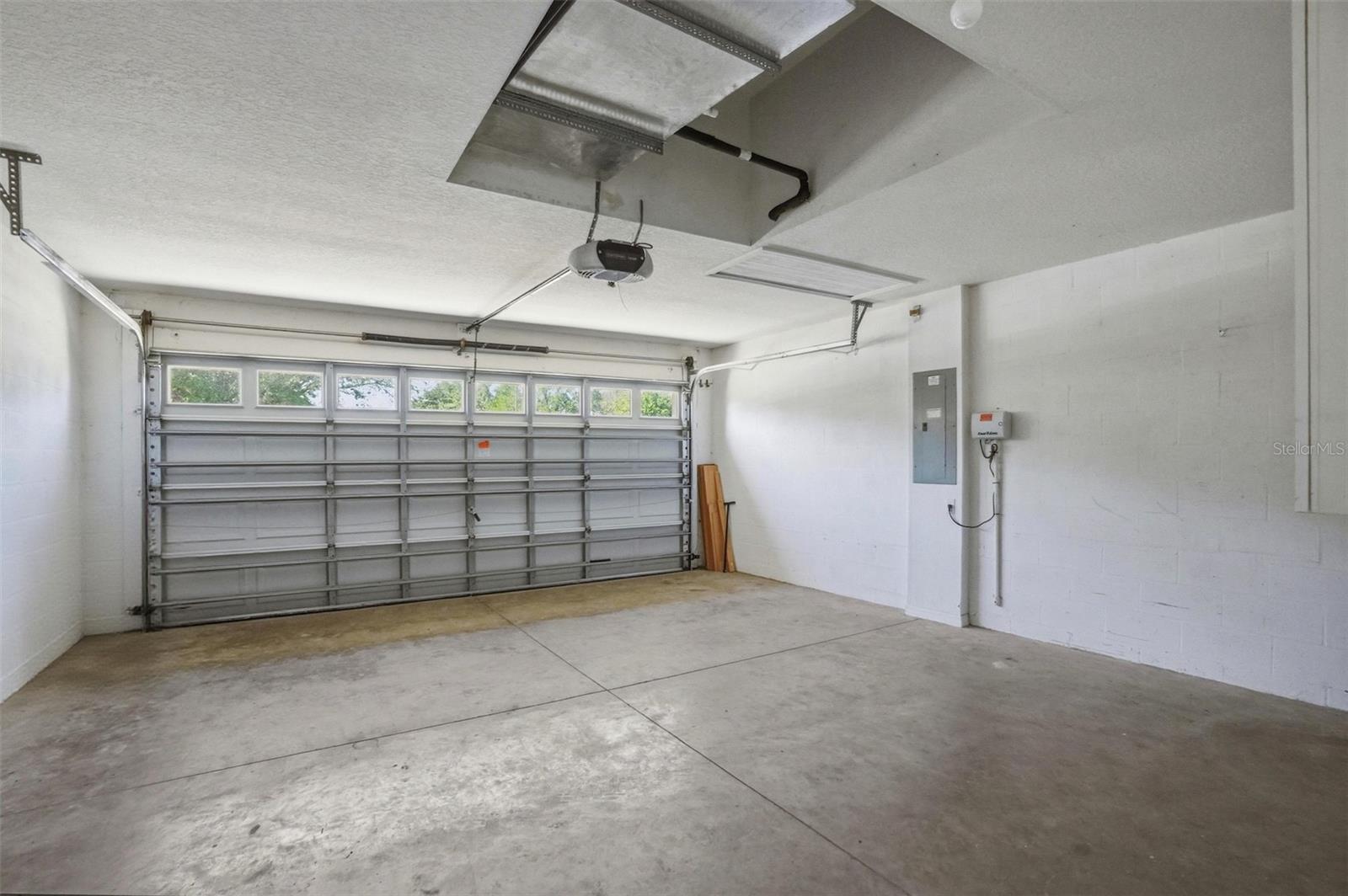 Image 31 of 51 For 13408 Teaberry Lane