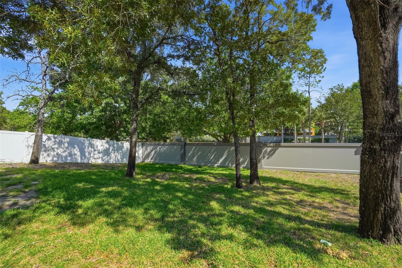 Image 33 of 51 For 13408 Teaberry Lane