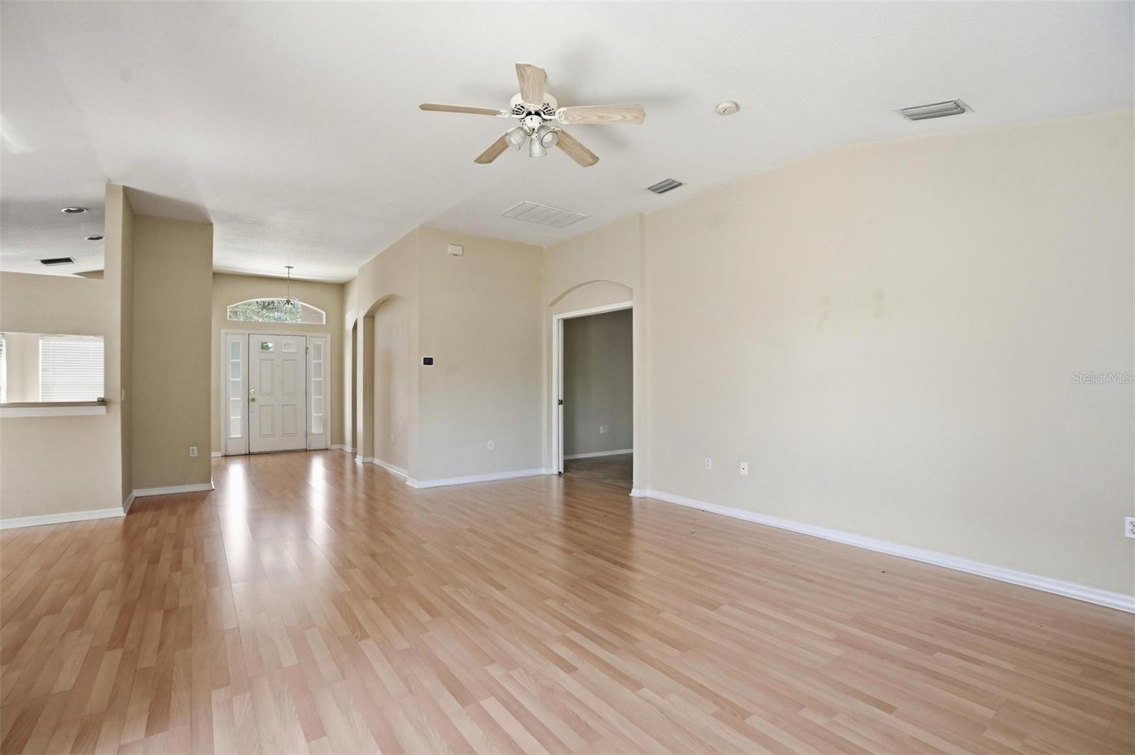 Image 6 of 51 For 13408 Teaberry Lane