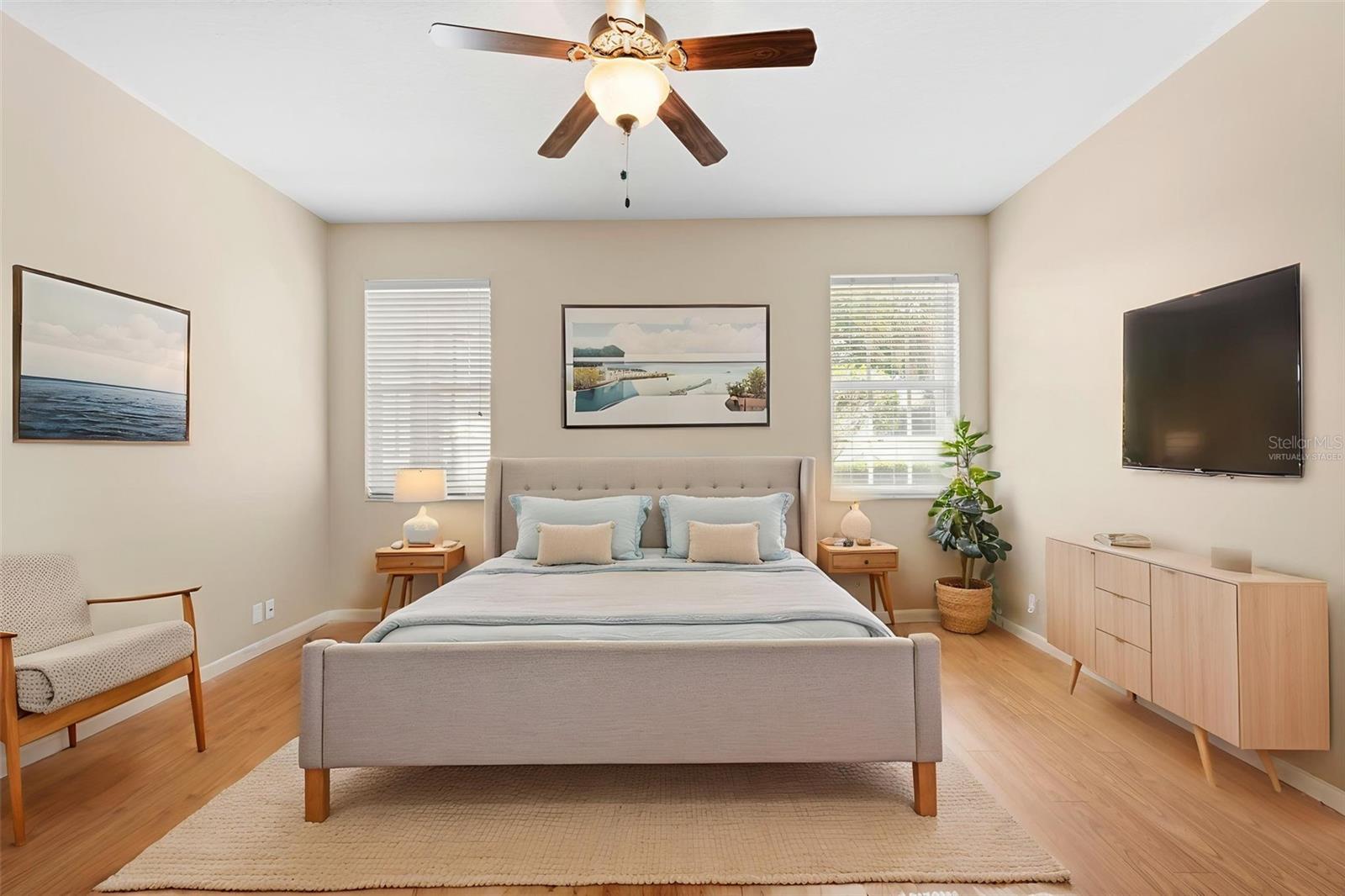 Image 14 of 32 For 15028 Middle Fairway Drive