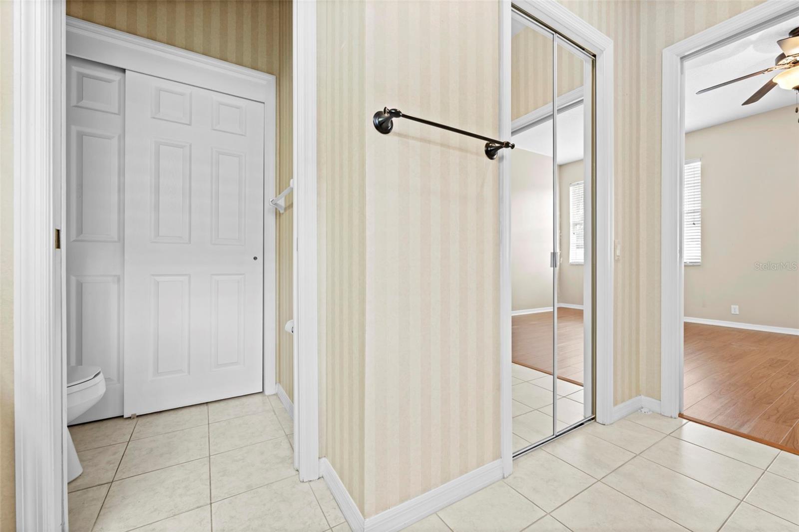 Image 18 of 32 For 15028 Middle Fairway Drive