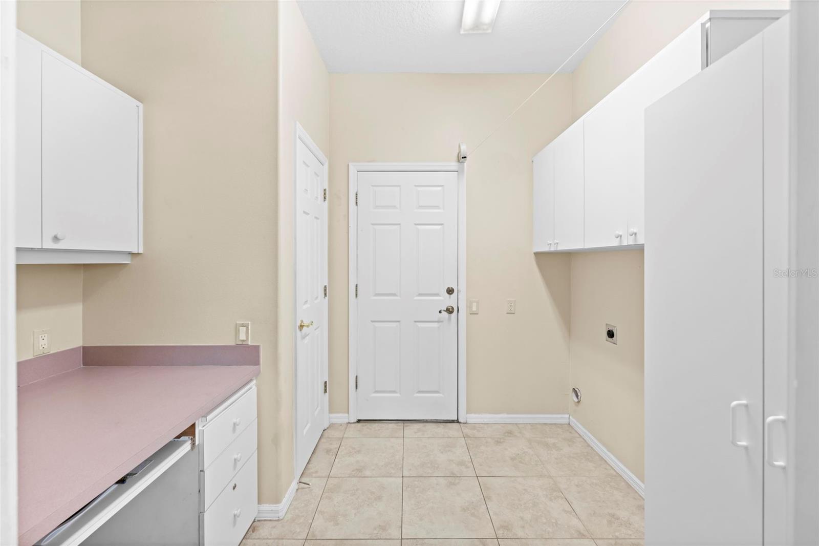 Image 22 of 32 For 15028 Middle Fairway Drive